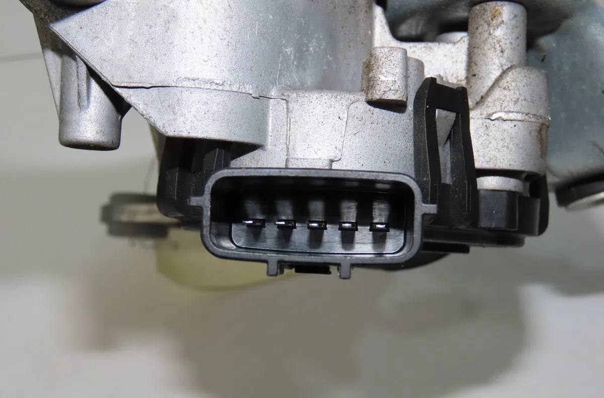 Moteur essuie-glace avant Renault TWINGO III (BCM_, BCA_) 1.0 sce 70 (bcmb) (2015) 5 portes occasion