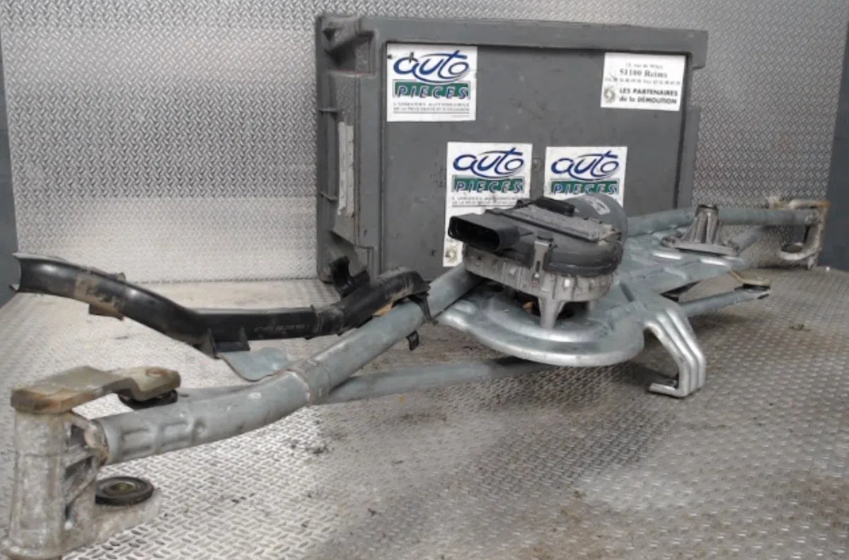 Moteur essuie-glace avant Seat ALHAMBRA (7V8, 7V9) 1.9 tdi (1996-2010) occasion