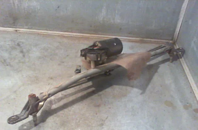 Moteur essuie-glace avant SEAT CORDOBA 1995 occasion
