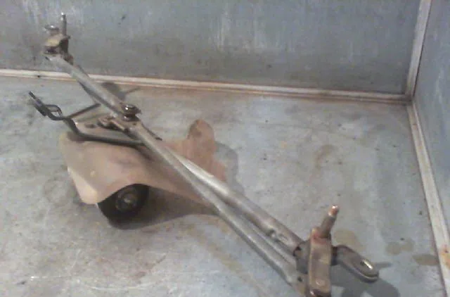 Moteur essuie-glace avant SEAT CORDOBA 1995 occasion