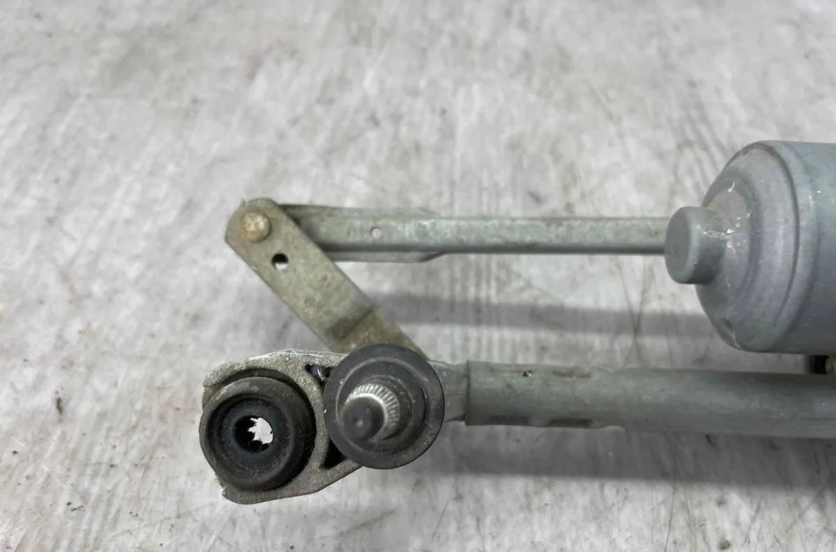 Moteur essuie-glace avant SEAT IBIZA 4 PHASE 1 COUPE occasion