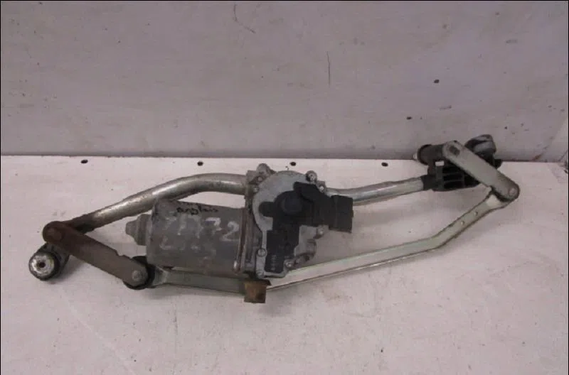 Moteur essuie-glace avant Seat IBIZA II (6K1) 1.4 i (1993-2002) occasion