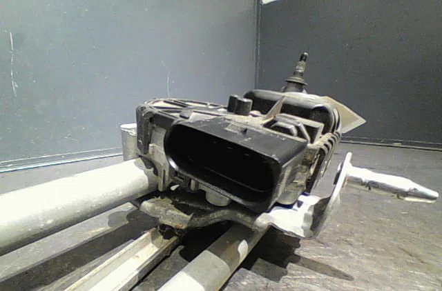 Moteur essuie-glace avant Seat IBIZA IV (6J5, 6P1) 1.2 (2009-2011) occasion