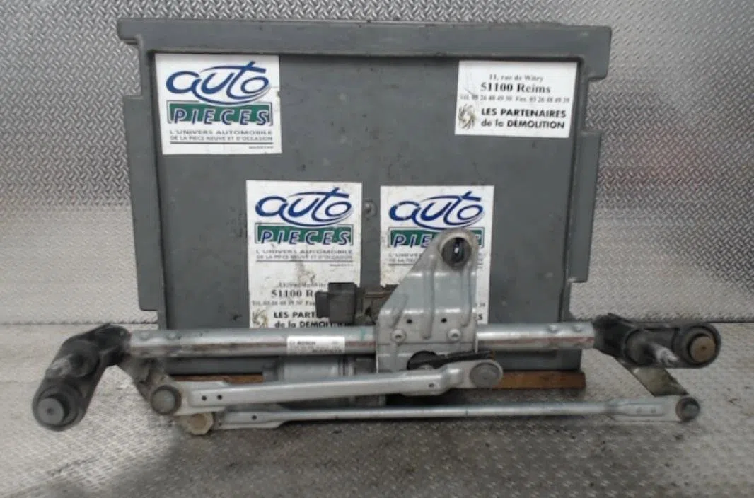 Moteur essuie-glace avant Seat LEON SC (5F5) 1.6 tdi (2013-2018) occasion