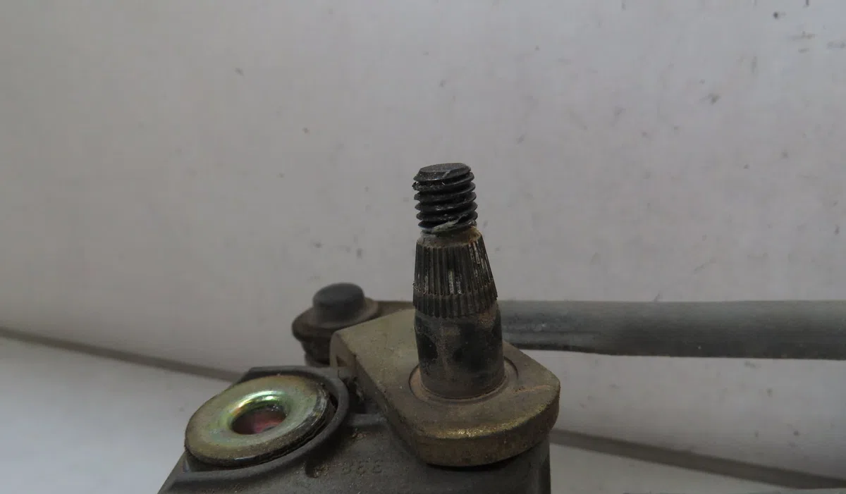 Moteur essuie-glace avant SKODA FABIA 2004 occasion