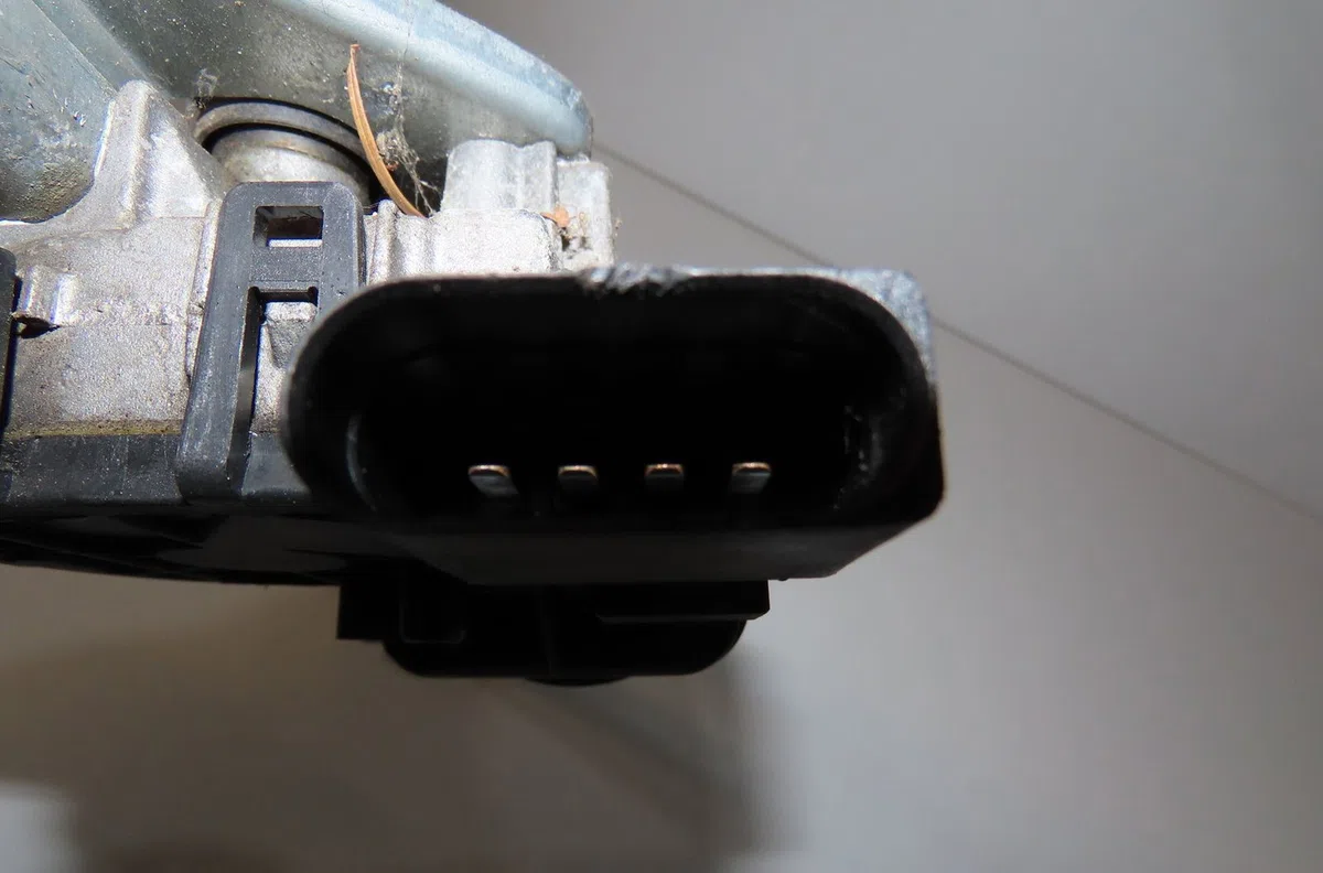 Moteur essuie-glace avant Skoda FABIA I (6Y2) 1.9 tdi (2000-2008) 5 portes occasion