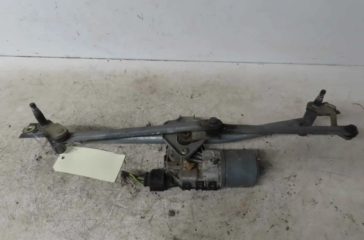 Moteur essuie-glace avant SKODA FABIA I occasion