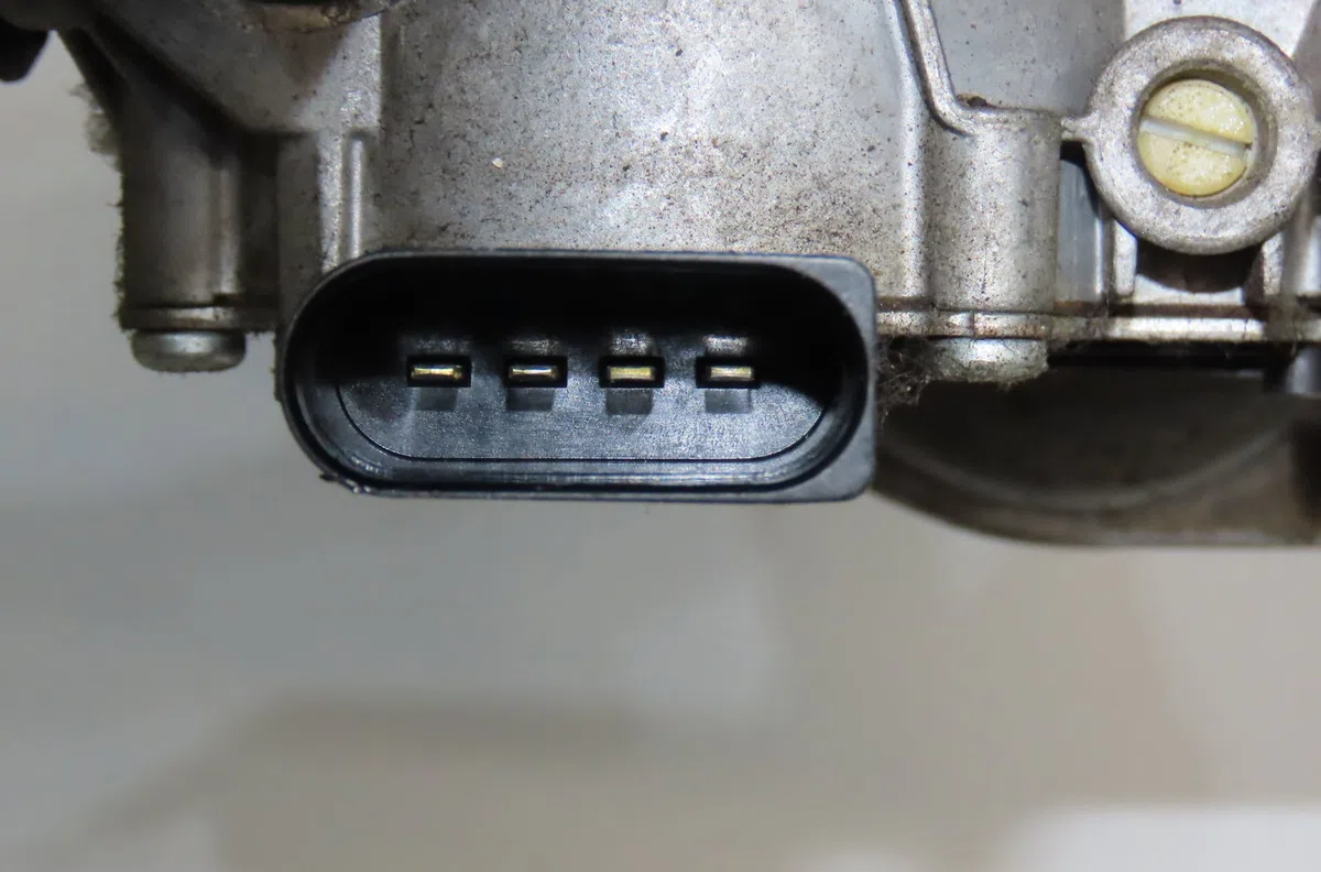 Moteur essuie-glace avant Skoda FABIA II (542) 1.4 tdi (2007-2010) occasion