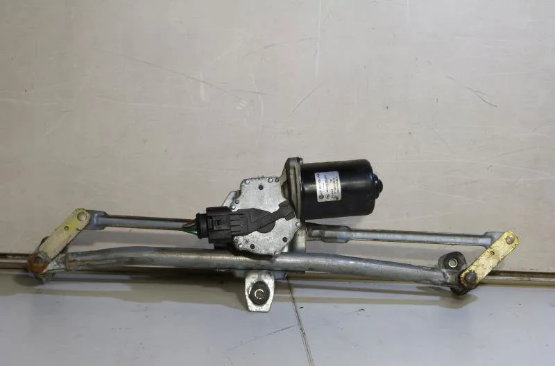 Moteur essuie-glace avant SKODA OCTAVIA 1 PHASE 1 occasion