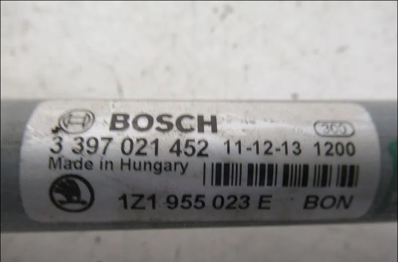 Moteur essuie-glace avant Skoda OCTAVIA II (1Z3) 1.6 tdi (2009-2013) occasion