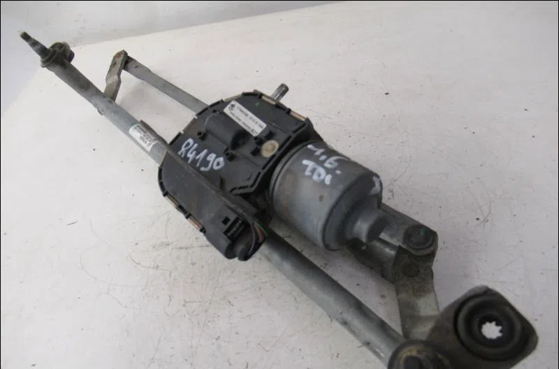 Moteur essuie-glace avant Skoda OCTAVIA II (1Z3) 1.6 tdi (2009-2013) occasion