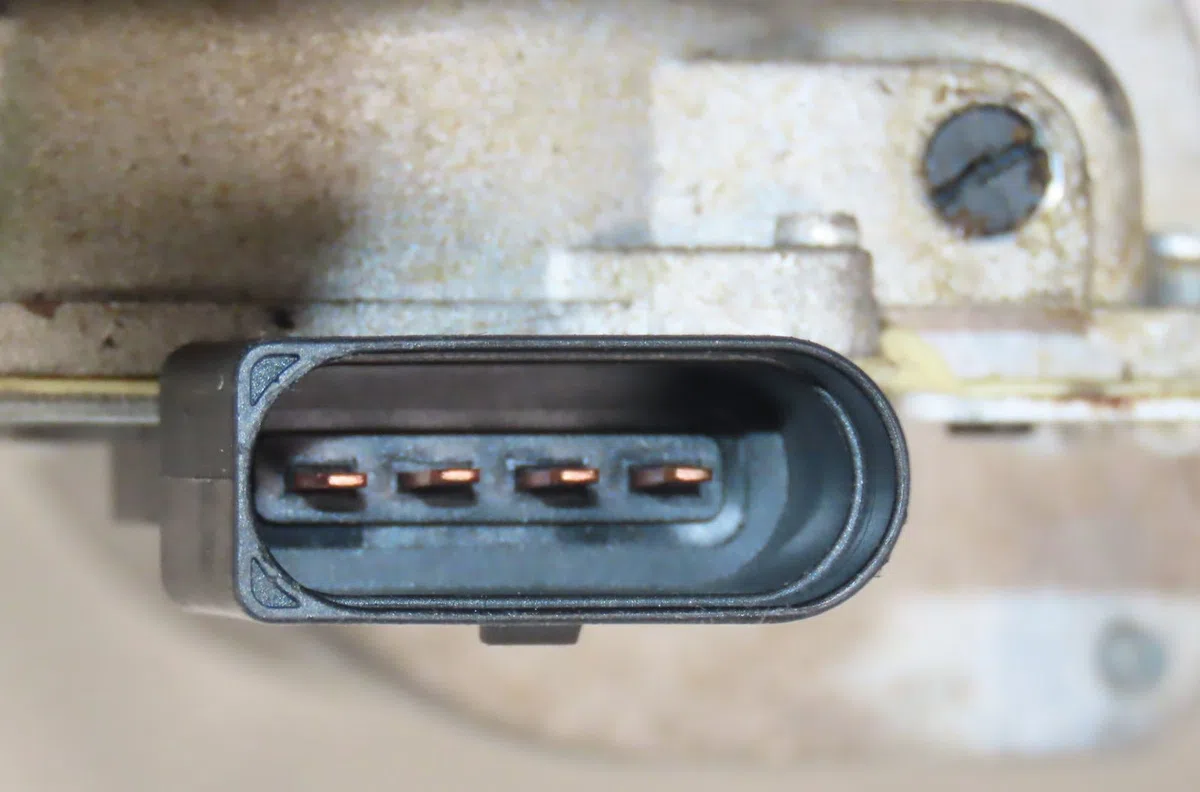 Moteur essuie-glace avant Skoda ROOMSTER (5J7) 1.4 tdi (2006-2010) occasion
