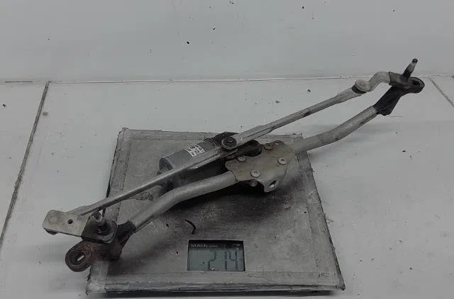 Moteur essuie-glace avant Skoda ROOMSTER (5J7) 1.9 tdi (2006-2010) 5 portes occasion