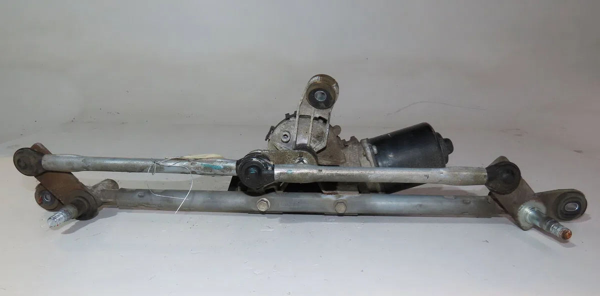 Moteur essuie-glace avant Ssangyong KORANDO (CK) 2.0 e-xdi (2010) occasion