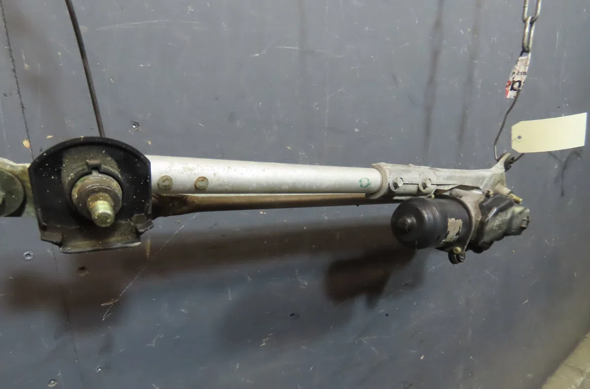 Moteur essuie-glace avant Subaru FORESTER (SG_) 2.0 awd (sg5) (2002-2005) occasion
