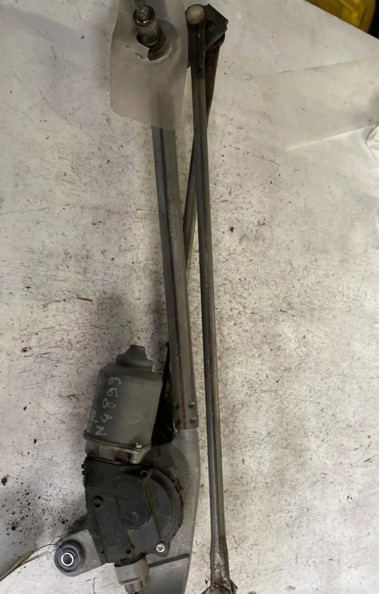 Moteur essuie-glace avant Suzuki GRAND VITARA II (JT, TE, TD) 2.0 traction intégrale (td54, jb420) (2005-2015) occasion