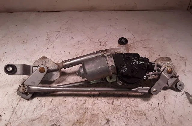 Moteur essuie-glace avant Suzuki SX4 (EY, GY) 2.0 ddis 4x4 (rw 420d) (2009) occasion