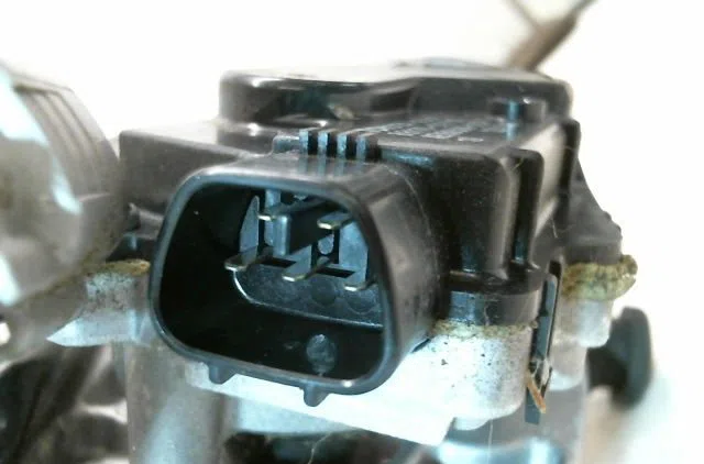 Moteur essuie-glace avant Toyota AURIS (_E15_) 2.0 d-4d (ade150_) (2006-2012) occasion