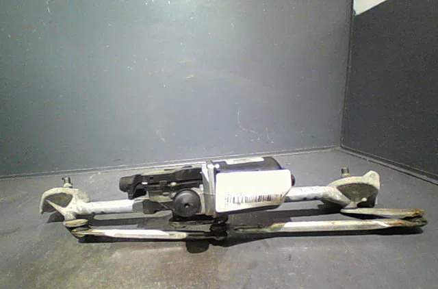 Moteur essuie-glace avant Toyota COROLLA Verso (ZER_, ZZE12_, R1_) 2.0 d-4d (cur10_) (2004-2009) occasion