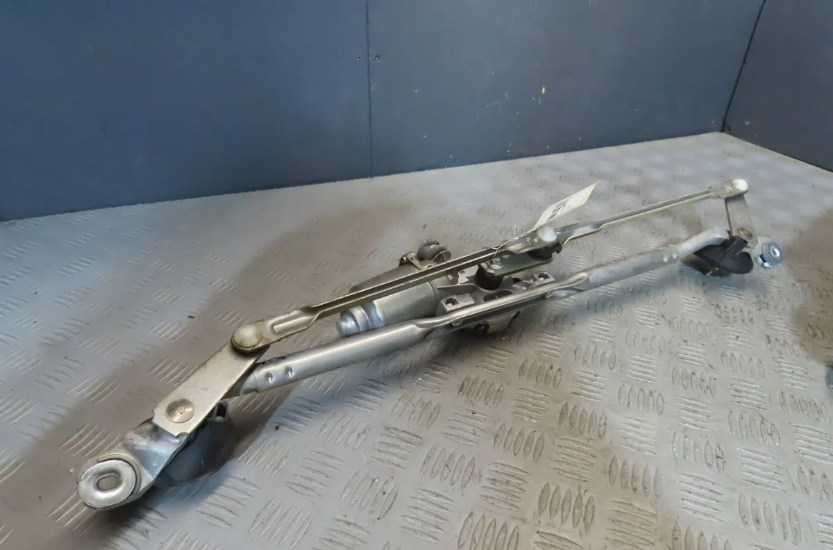 Moteur essuie-glace avant TOYOTA HILUX occasion