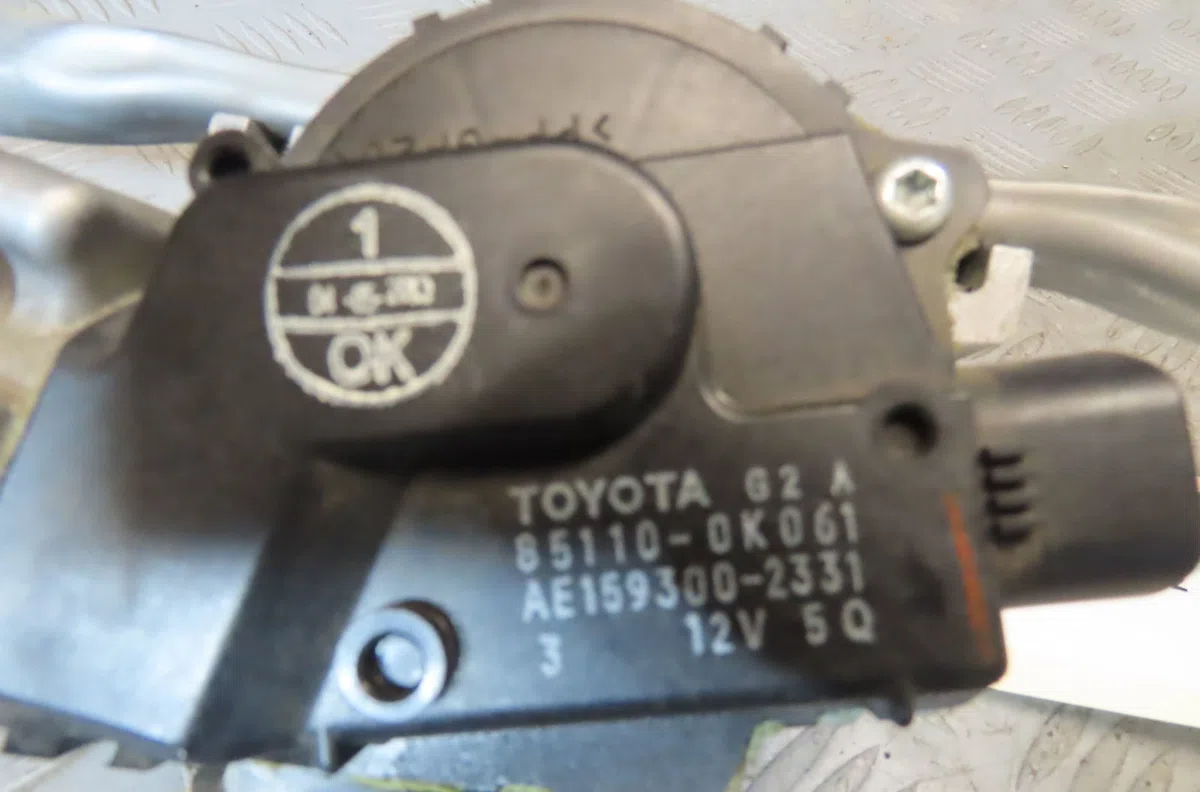 Moteur essuie-glace avant TOYOTA HILUX occasion