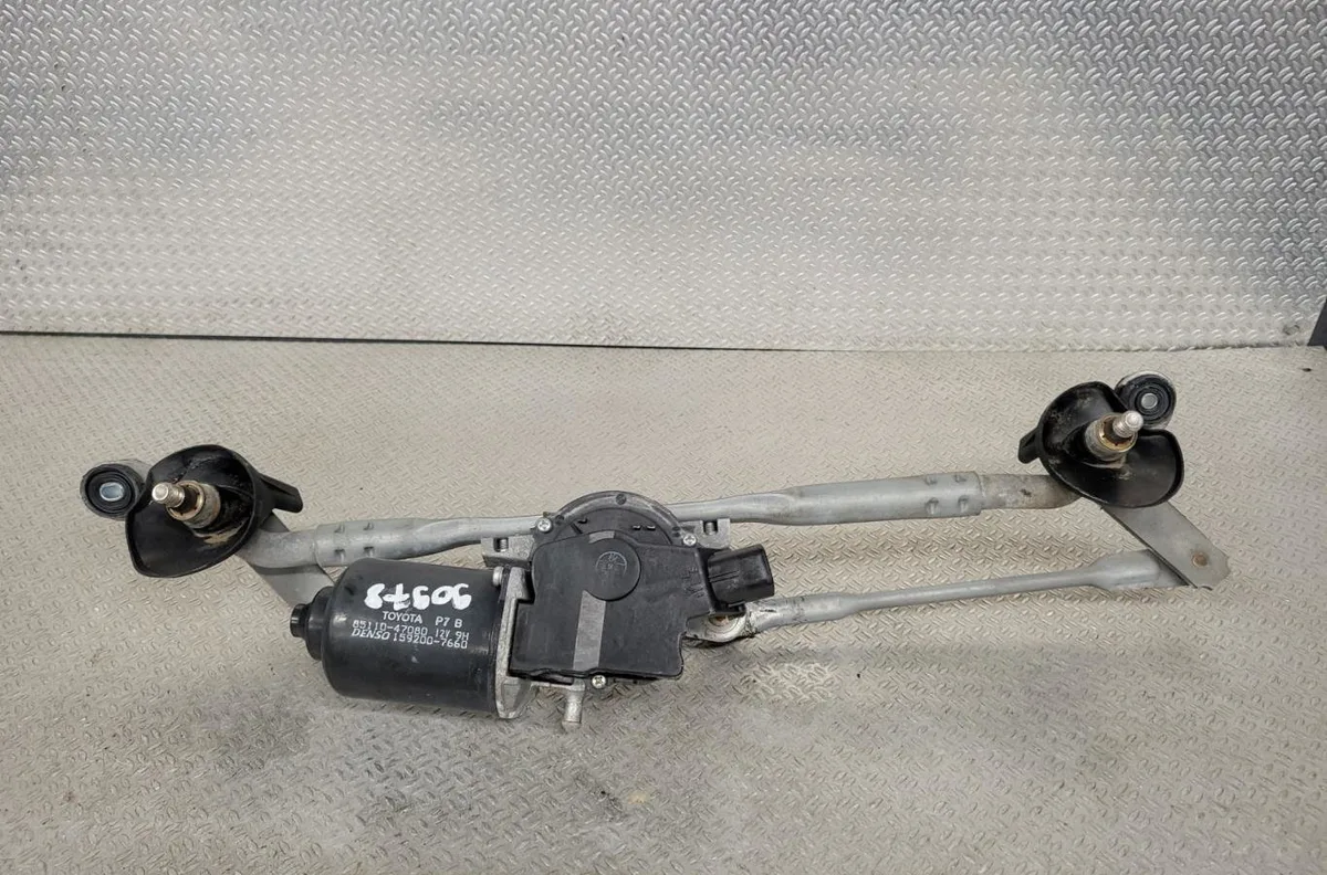 Moteur essuie-glace avant Toyota PRIUS Liftback (_W2_) 1.5 hybrid (nhw20_) (2003-2009) occasion