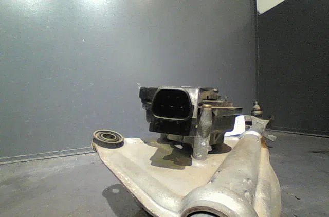 Moteur essuie-glace avant TOYOTA RAV4 II Phase 1 07-2000--10-2003 VX D occasion