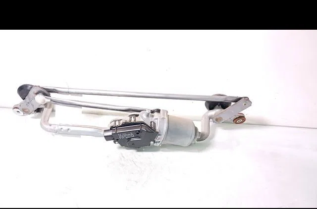 Moteur essuie-glace avant Toyota VERSO (_R2_) 1.6 d4-d (war20_) (2013-2018) occasion