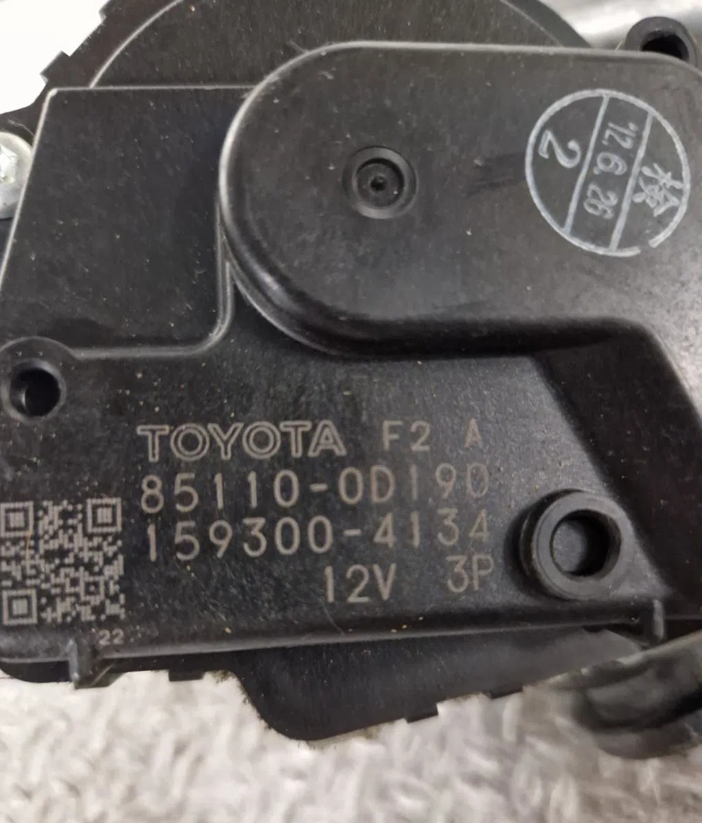 Moteur essuie-glace avant TOYOTA YARIS 3  YARIS 3 PHASE 1 occasion