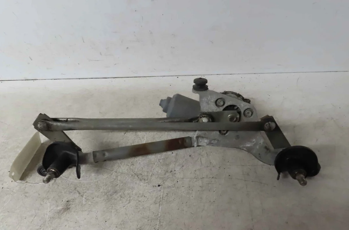 Moteur essuie-glace avant TOYOTA YARIS II occasion