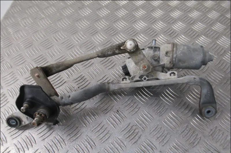 Moteur essuie-glace avant Toyota YARIS (_P13_) 1.4 d (nlp130_) (2011) occasion