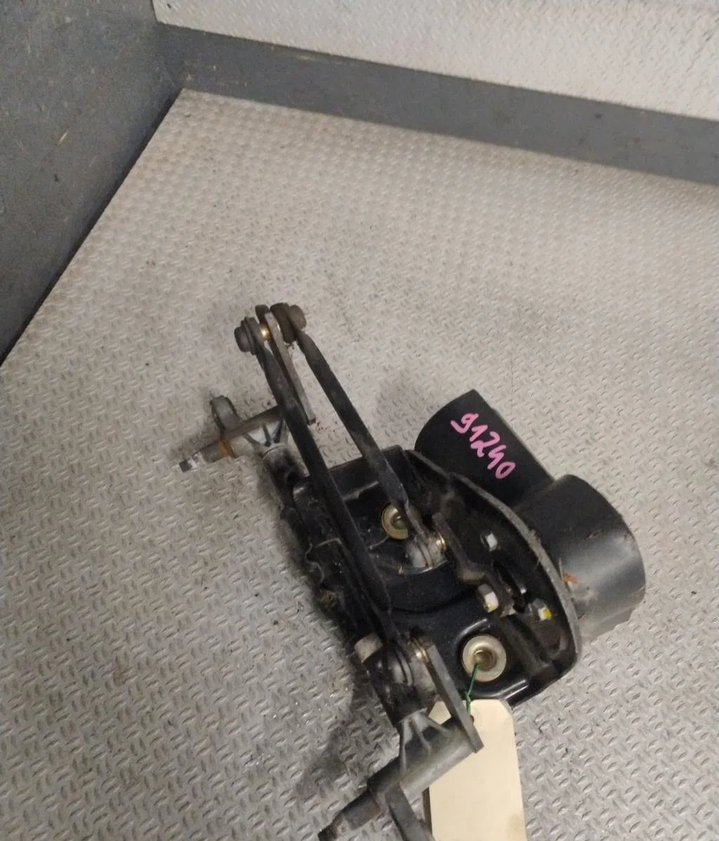 Moteur essuie-glace avant Volkswagen FOX 3-5 portes (5Z1, 5Z3, 5Z4) 1.4 tdi (2005-2009) occasion