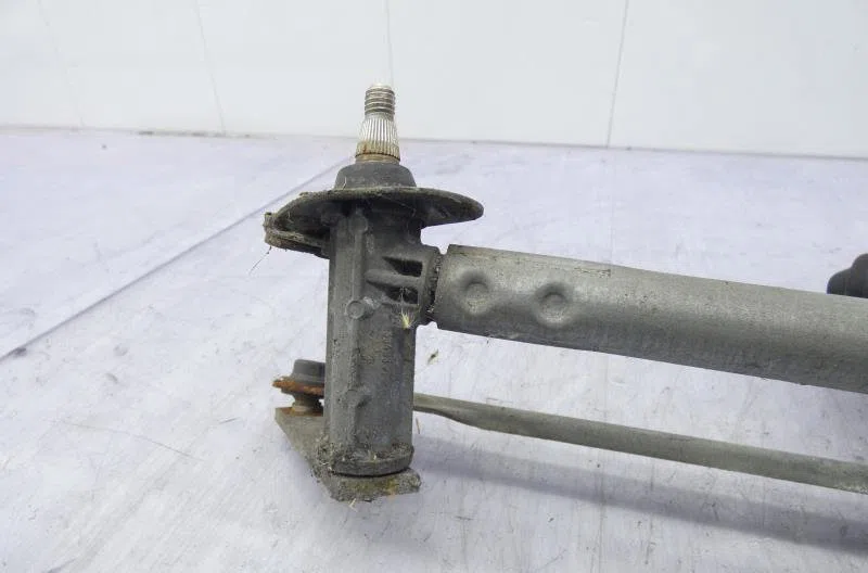 Moteur essuie-glace avant VOLKSWAGEN GOLF 3 occasion