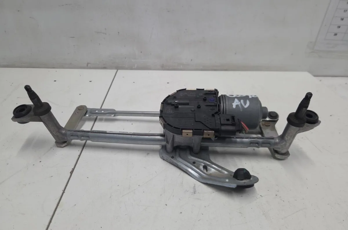 Moteur essuie-glace avant VOLKSWAGEN GOLF SPORTSVAN PHASE 2 occasion