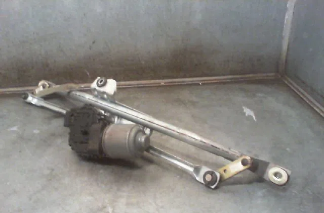 Moteur essuie-glace avant VOLKSWAGEN PASSAT 2003 occasion