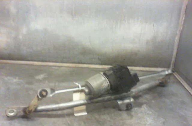 Moteur essuie-glace avant Volkswagen PASSAT B5.5 (3B3) 1.9 tdi (2000-2005) occasion