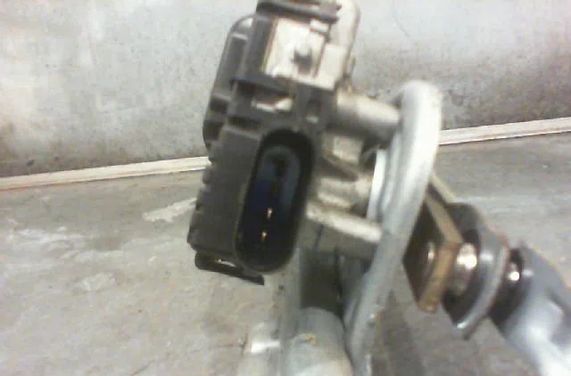 Moteur essuie-glace avant Volkswagen PASSAT B5.5 (3B3) 1.9 tdi (2000-2005) occasion