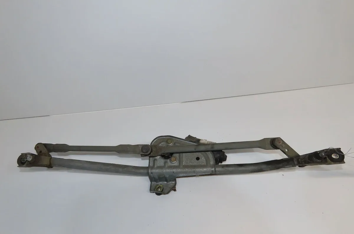 Moteur essuie-glace avant Volkswagen PASSAT B5 Variant (3B5) 1.9 tdi (1997-2000) occasion