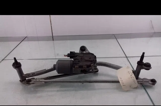 Moteur essuie-glace avant Volkswagen PASSAT B8 (3G2, CB2) 1.6 tdi (2014) occasion
