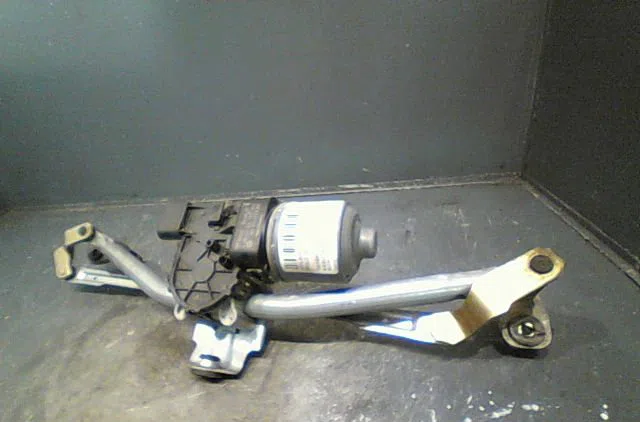 Moteur essuie-glace avant VOLKSWAGEN POLO 2004 occasion
