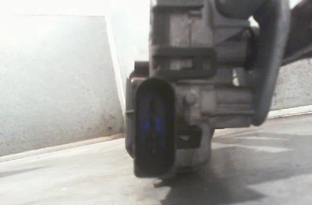 Moteur essuie-glace avant VOLKSWAGEN POLO 2007 occasion