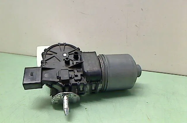 Moteur essuie-glace avant VOLKSWAGEN POLO 2010 occasion