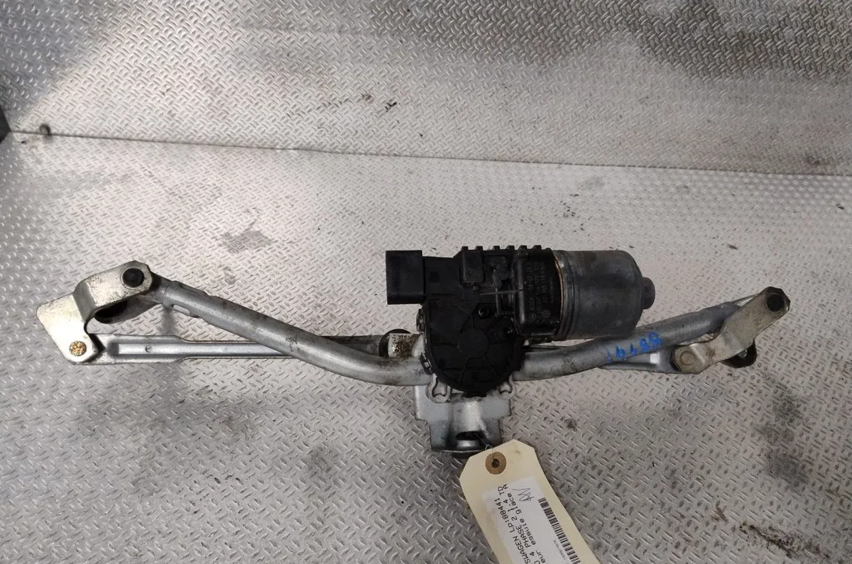 Moteur essuie-glace avant VOLKSWAGEN POLO 4  POLO 4 PHASE 2 occasion