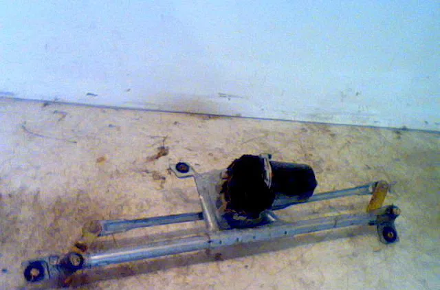 Moteur essuie-glace avant VOLKSWAGEN POLO III 2001 occasion