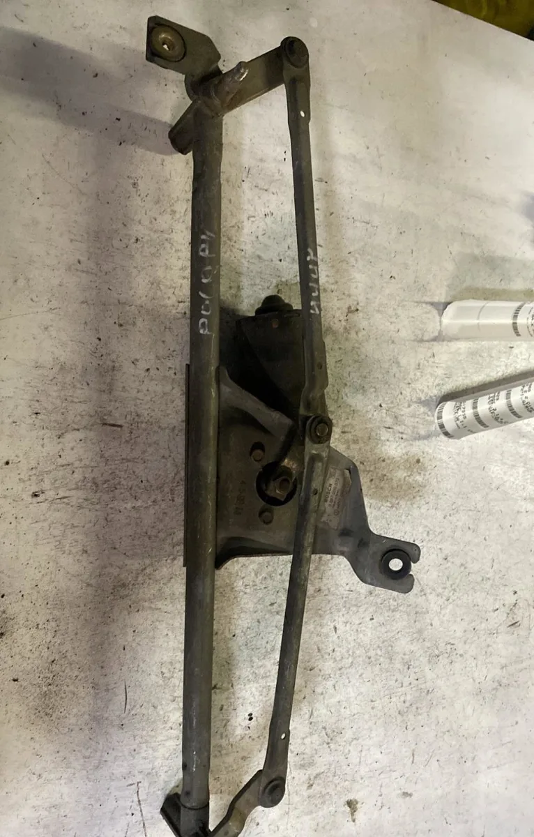 Moteur essuie-glace avant Volkswagen POLO III (6N1) 60 1.4 (1995-1999) occasion