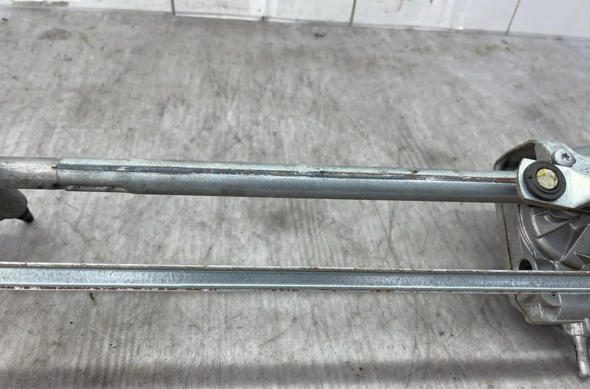 Moteur essuie-glace avant VOLKSWAGEN TIGUAN 1 PHASE 1 occasion