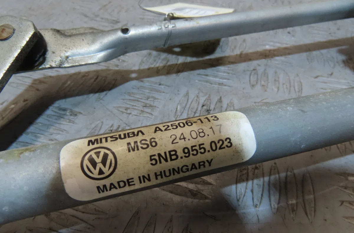 Moteur essuie-glace avant VOLKSWAGEN TIGUAN occasion