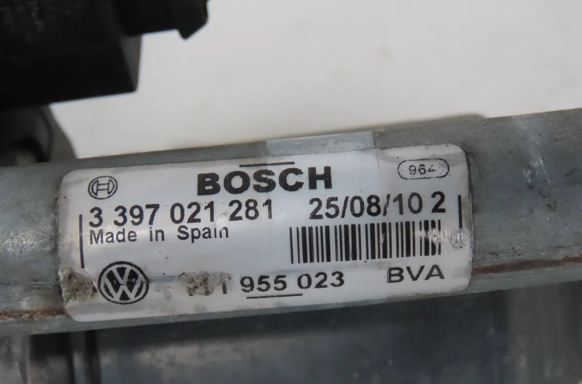 Moteur essuie-glace avant Volkswagen TOURAN (1T3) 1.6 tdi (2010-2015) occasion