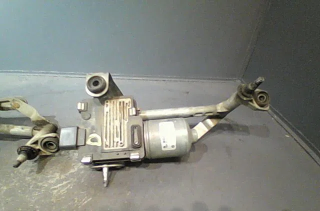 Moteur essuie-glace avant VOLKSWAGEN TOURAN 2004 occasion