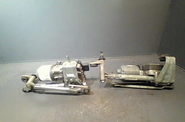Moteur essuie-glace avant VOLKSWAGEN TOURAN 2004 occasion